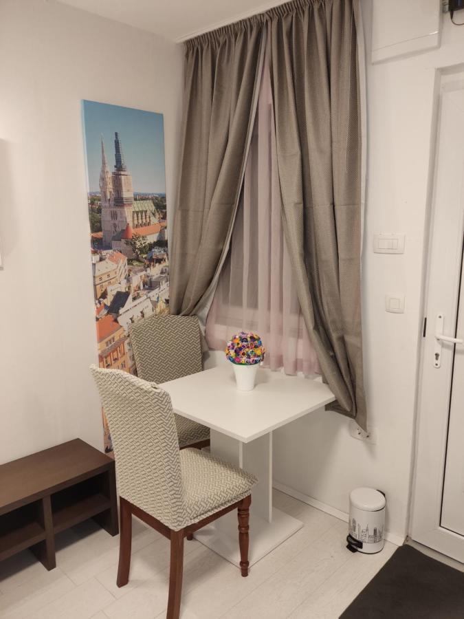 Room Marija Zagreb Bagian luar foto
